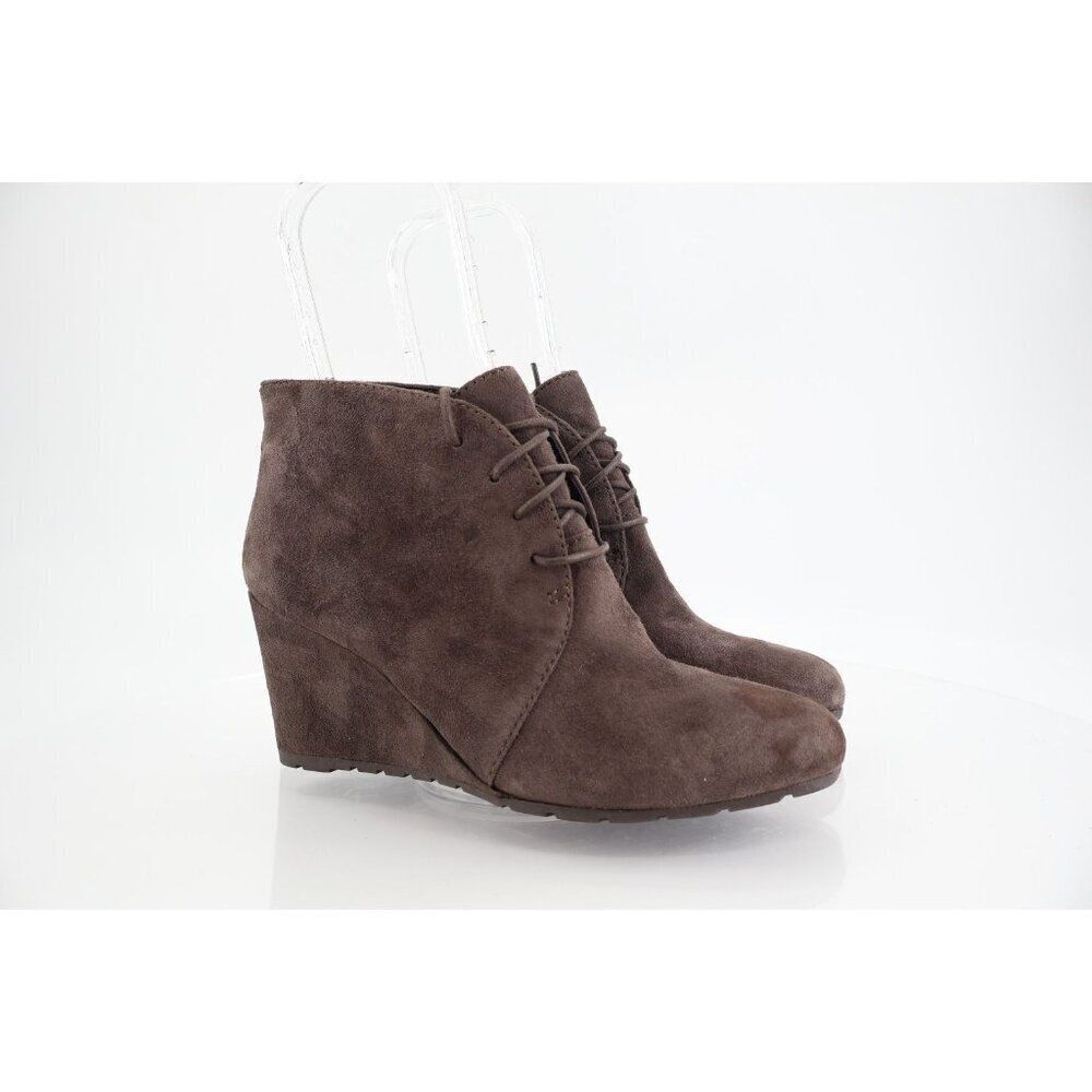 Clarks Women's Rosepoint Dew Boot Size 7.5 Wedge Heel Lace Up Taupe Brown Suede